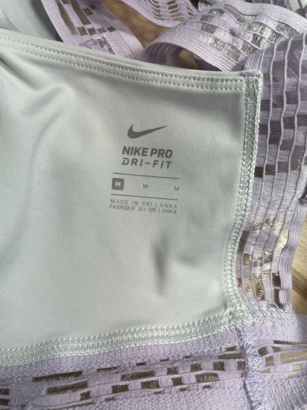 Nike Pro Dri Fit Crop Top Womens Medium Gray Lavender Athletic Gym - Picture 4 of 6